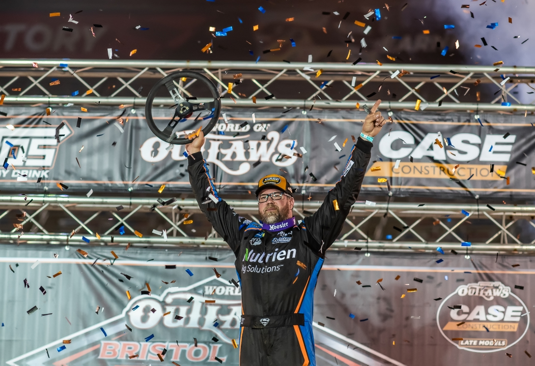 Jonathan Daveport wins at Bristol