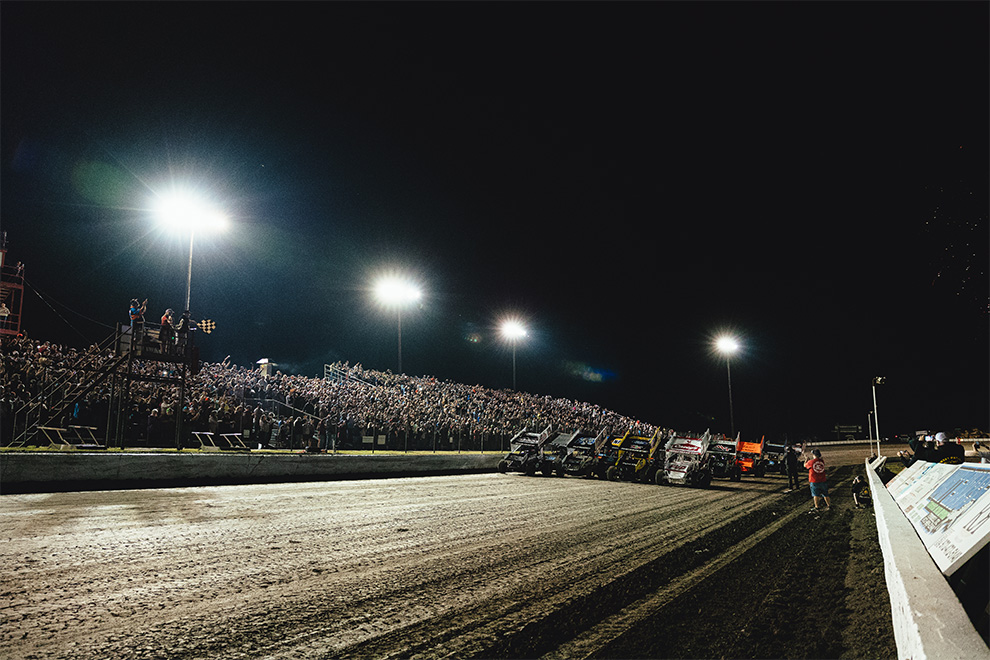 Devil's Bowl Speedway Four-Wide