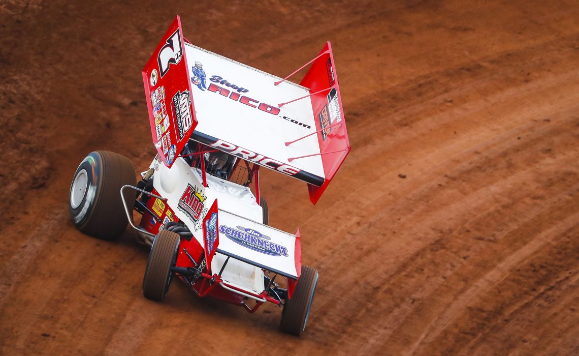 November 04, 2022:  at The Dirt Track at Charlotte in Concord, North Carolina. (HHP/Chris Owens)