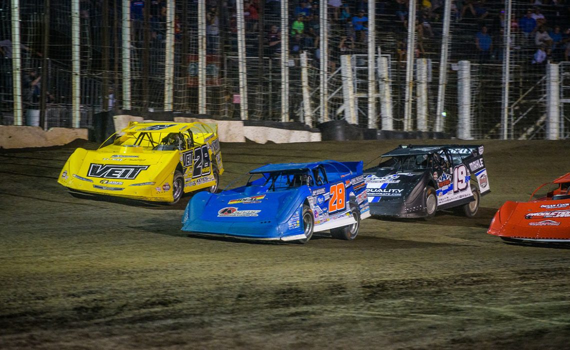 The Late Models take the green at River Cities